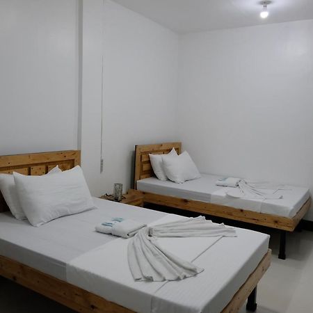 Bangles Homestay Coron Exterior photo